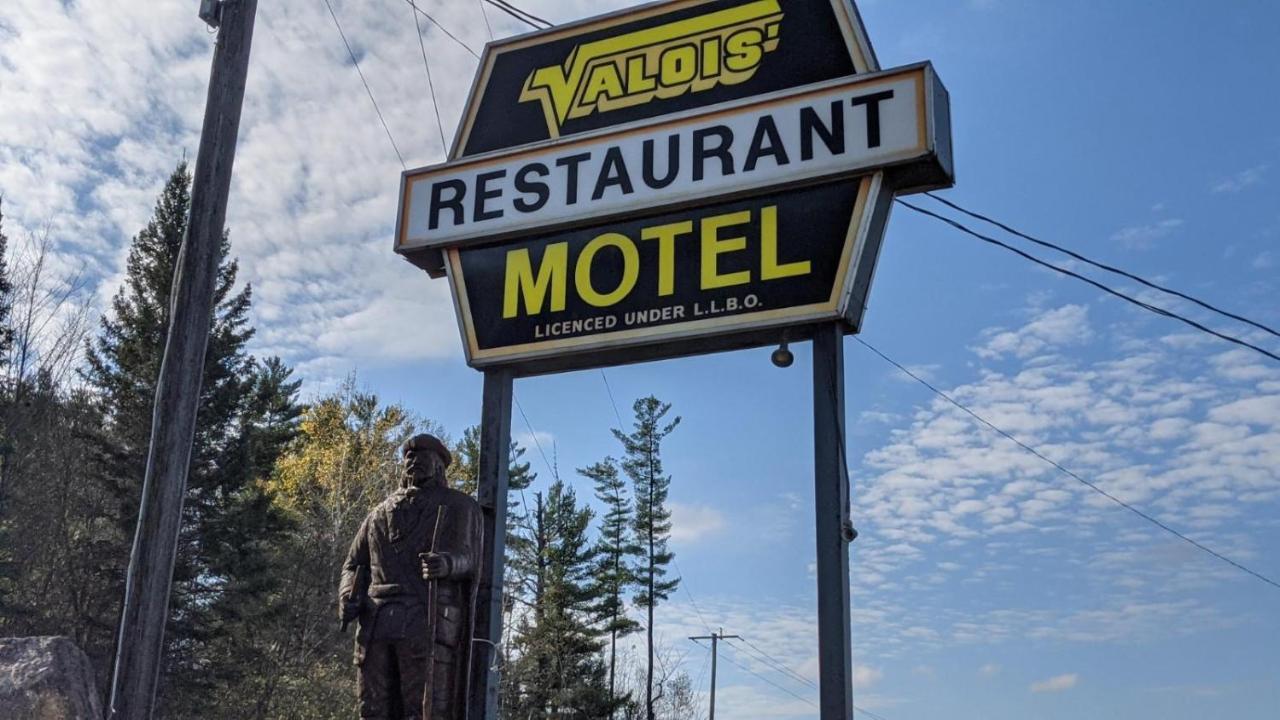 Valois Motel&Restaurant Mattawa Extérieur photo